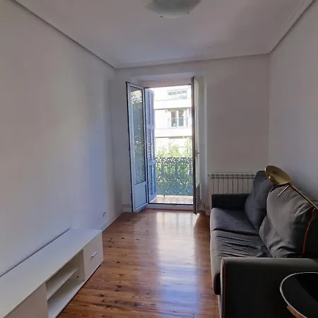 Apartment In The Heart Of Donostia! *
